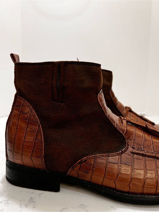 Men\'s Brown Croc-Embossed Tassel Chelsea Boots main image 14